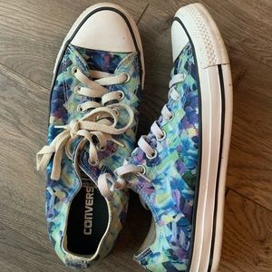 Tie-Dye Chuck Taylor Converse